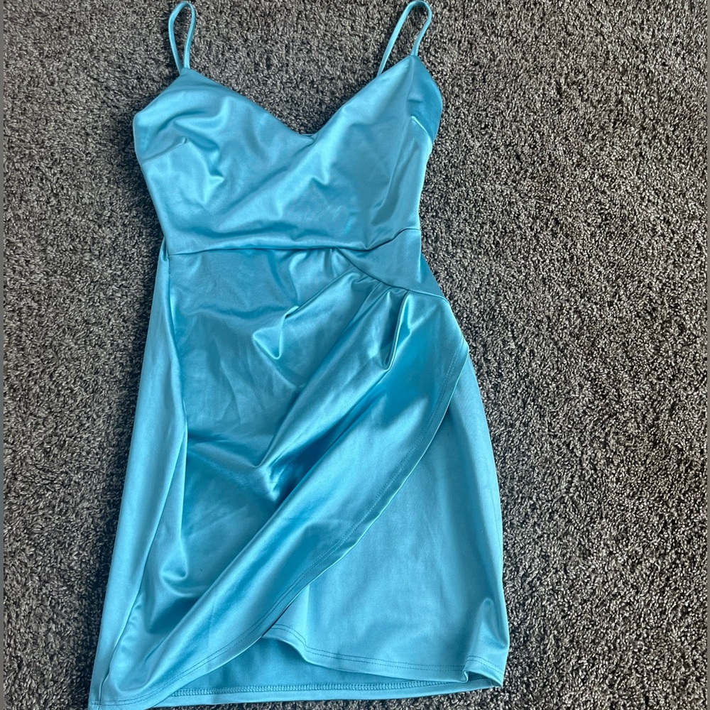 Super cute homecoming dress from windsor, size M